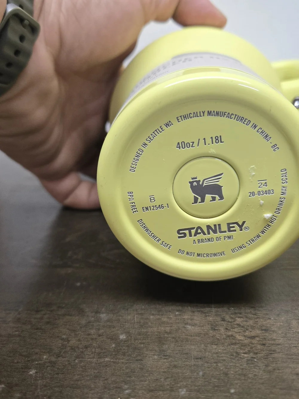 Stanley X Calia EDITION Neon Yellow Quencher H2.0 40oz Tumbler with Straw - Picture 5 of 6